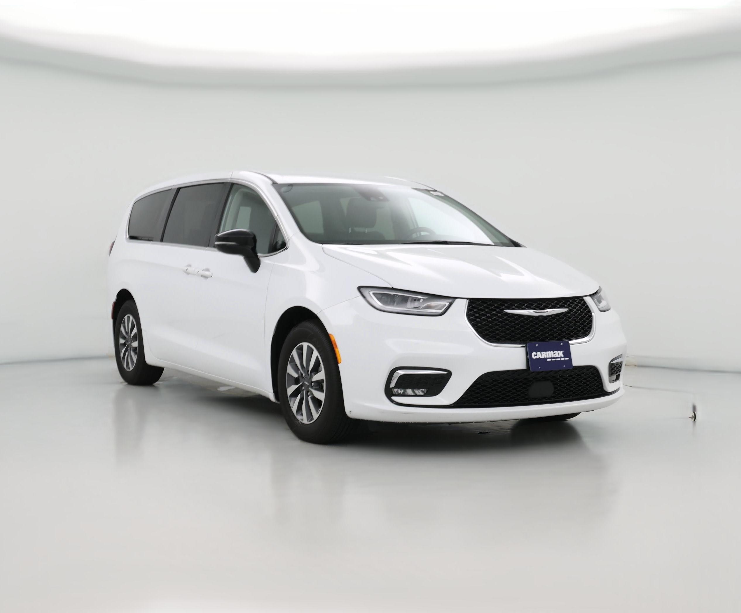 chrysler pacifica phev 2024 2C4RC1S70RR177908 image chrysler pacifica phev 2024 2C4RC1S70RR177908 image